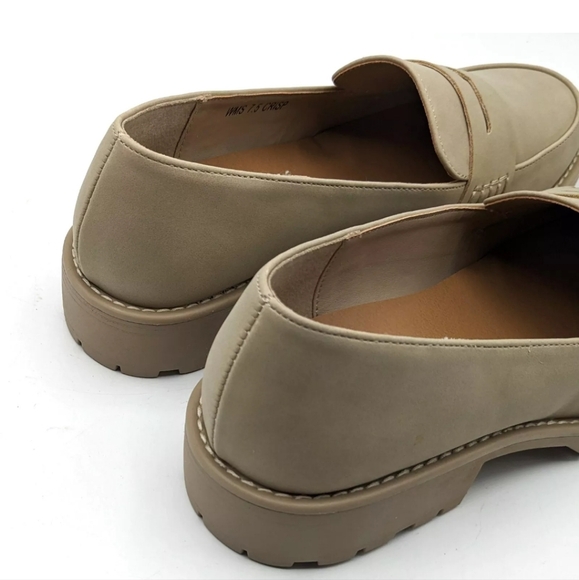 dv by Dolce Vita “Crisp” Classic Penny Loafer/Lug Sole Block Heel (Dune/Tan) NEW - Picture 11 of 16